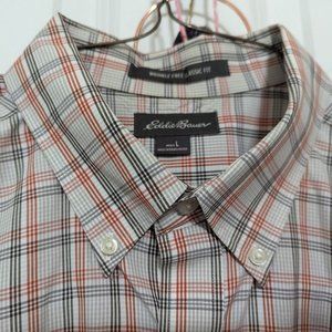 LIKE NEW Eddie Bauer Wrinkle Free Classic Fit Button Down Short Sleeve Sz L